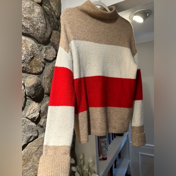 C&C California Wool Blend sweater. Size M. - Picture 11 of 11